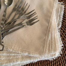 Load image into Gallery viewer, Idée cadeau Sets de serviettes cocktail en tissu