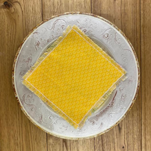 Charger l'image dans la galerie, Petites serviettes de table coloris variés par 6 ou par 12