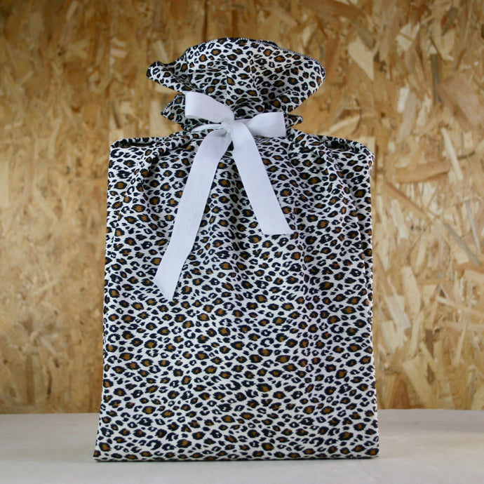 emballage cadeau en tissu réutilisable qui n'utilise pas le pliage japonais furoshiki - Taille M tissu  motil léopard